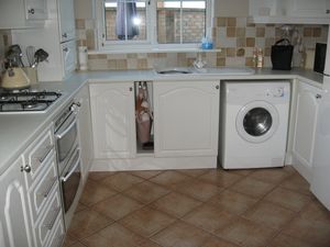 Kitchen- click for photo gallery